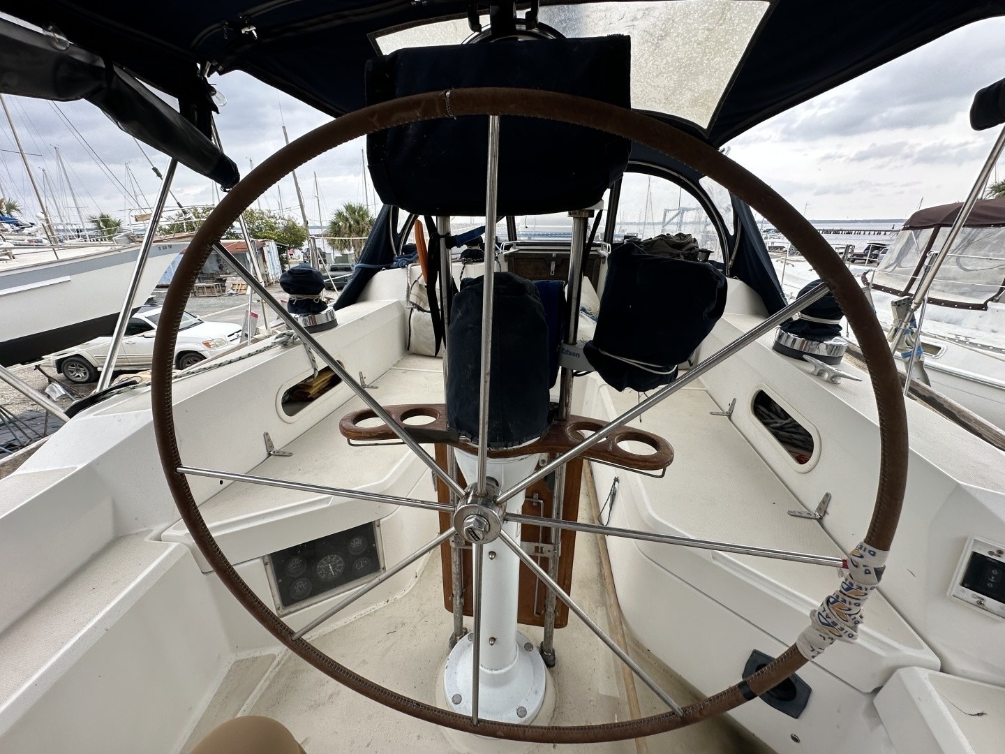 SUNYATA 42ft Sabre Yacht For Sale