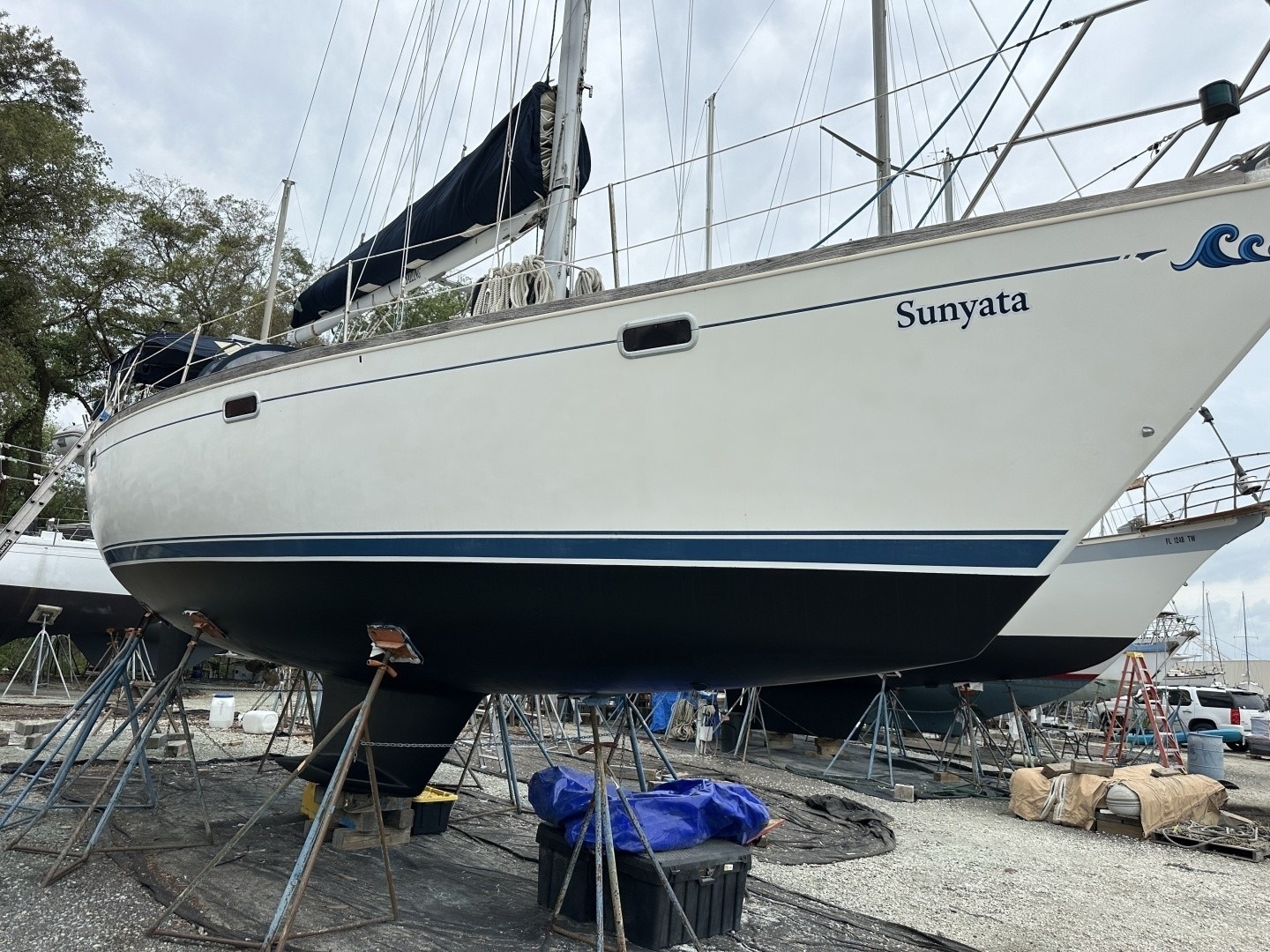 SUNYATA 42ft Sabre Yacht For Sale