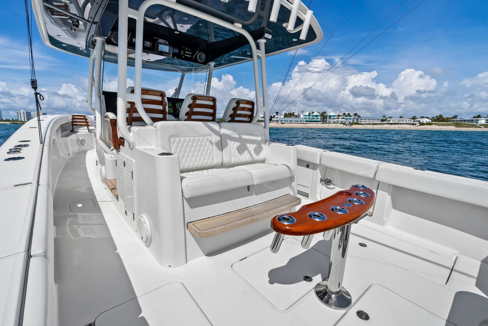 2020 Jupiter 43 SF MENACE