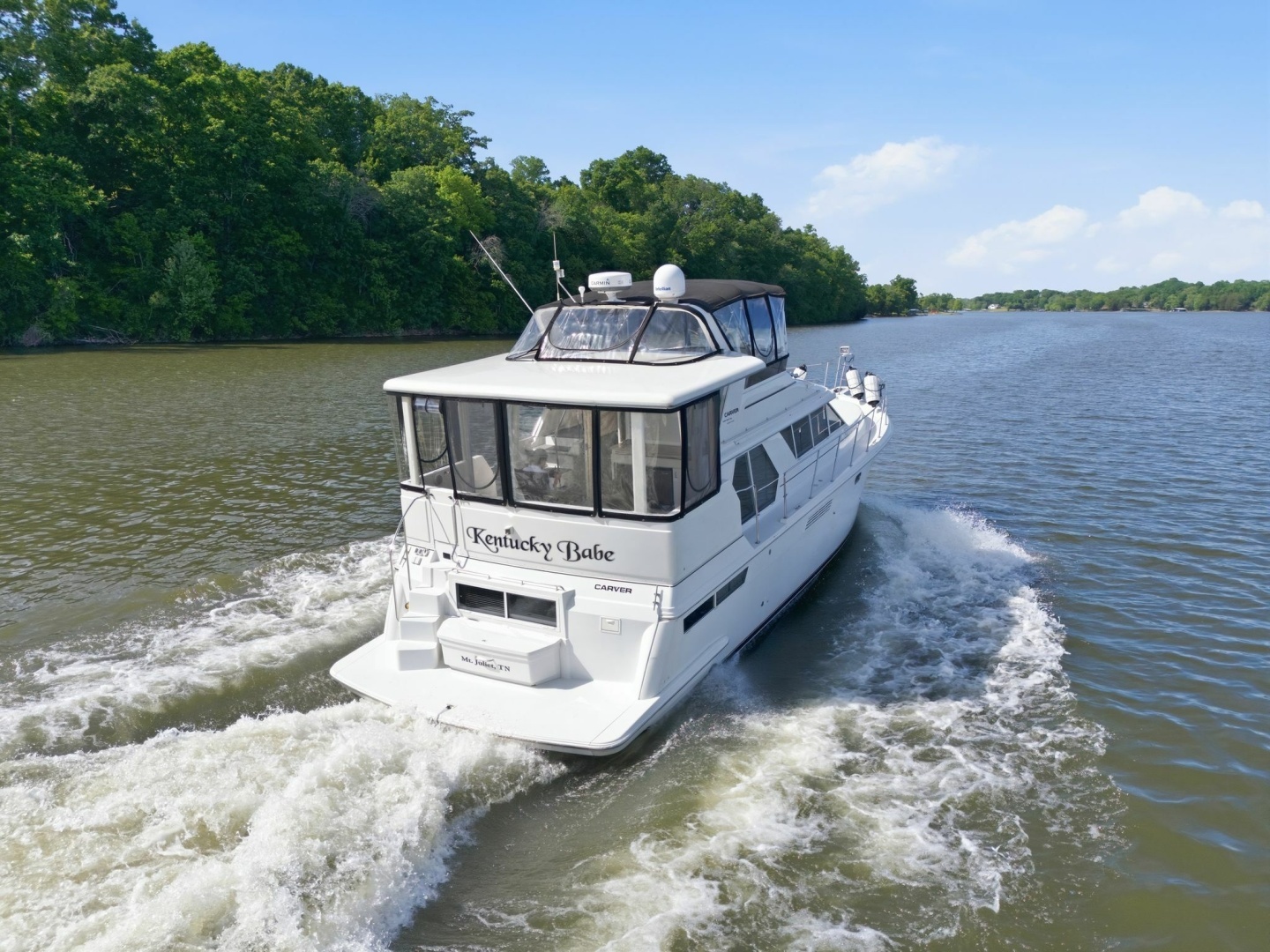 44ft Carver Yacht For Sale