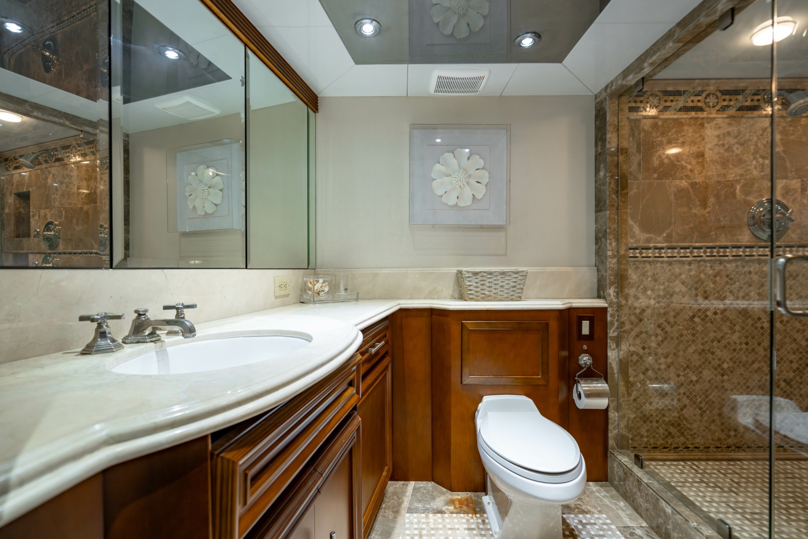 2006 Broward Raised Pilothouse
