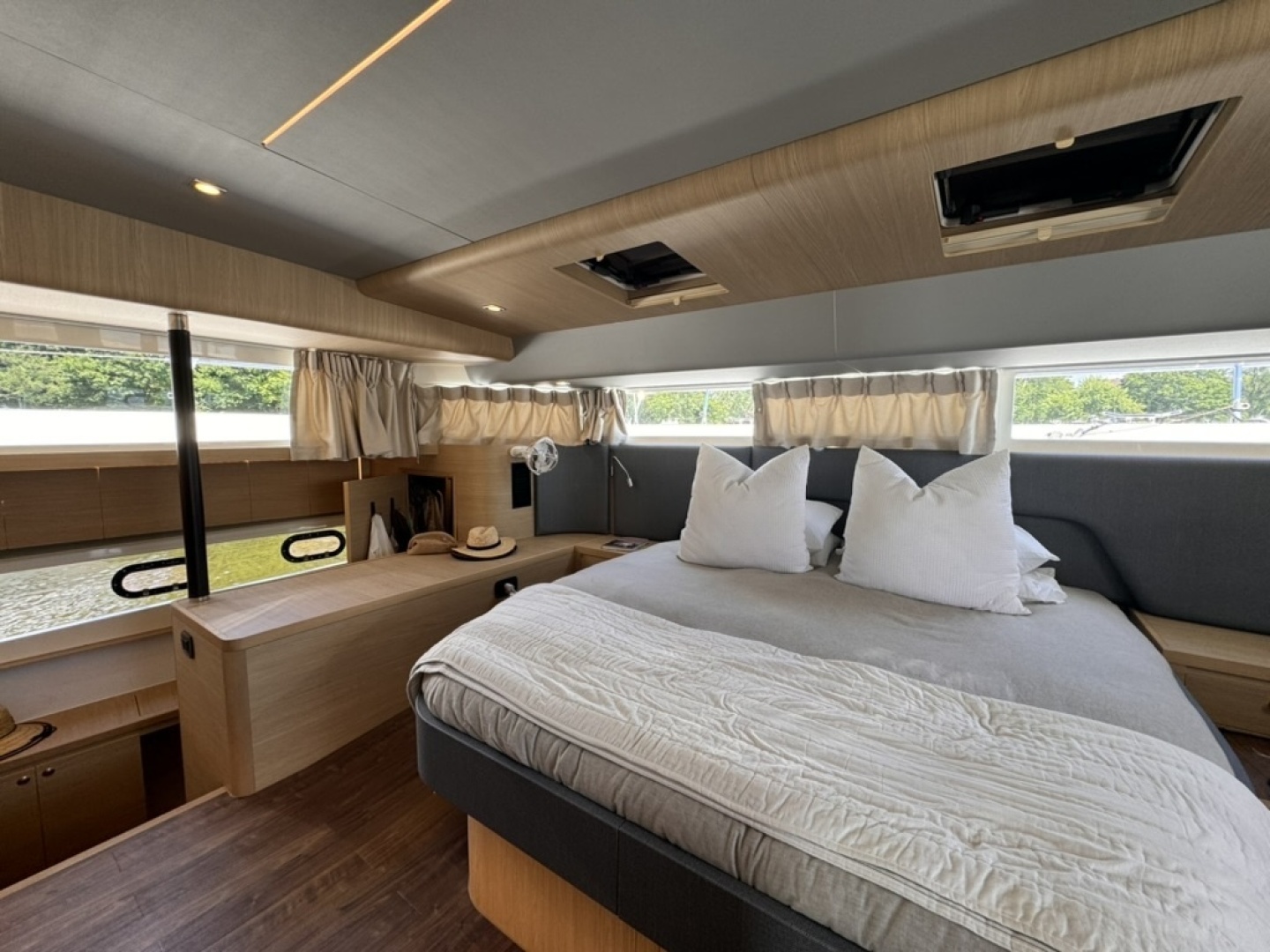2024 Aquila 54 YACHT 54ft Aquila Yacht For Sale