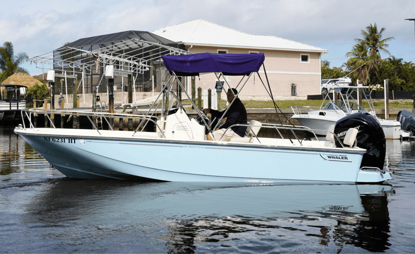 2023 Boston Whaler 190 Montauk