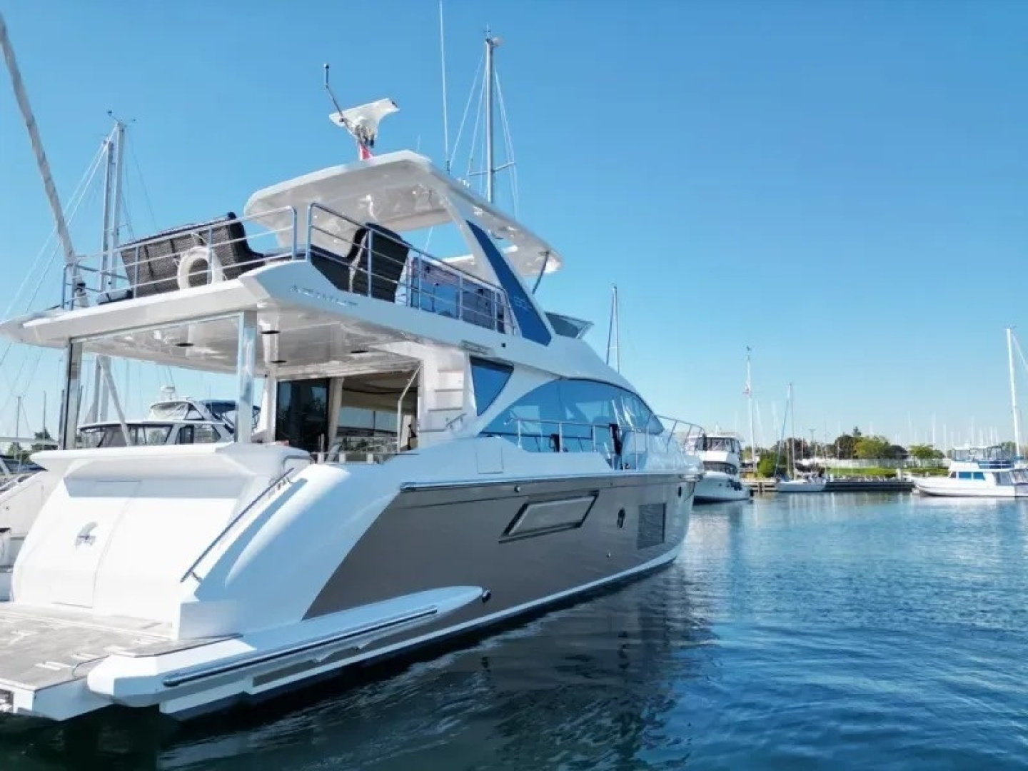 2024 Azimut FLY 60