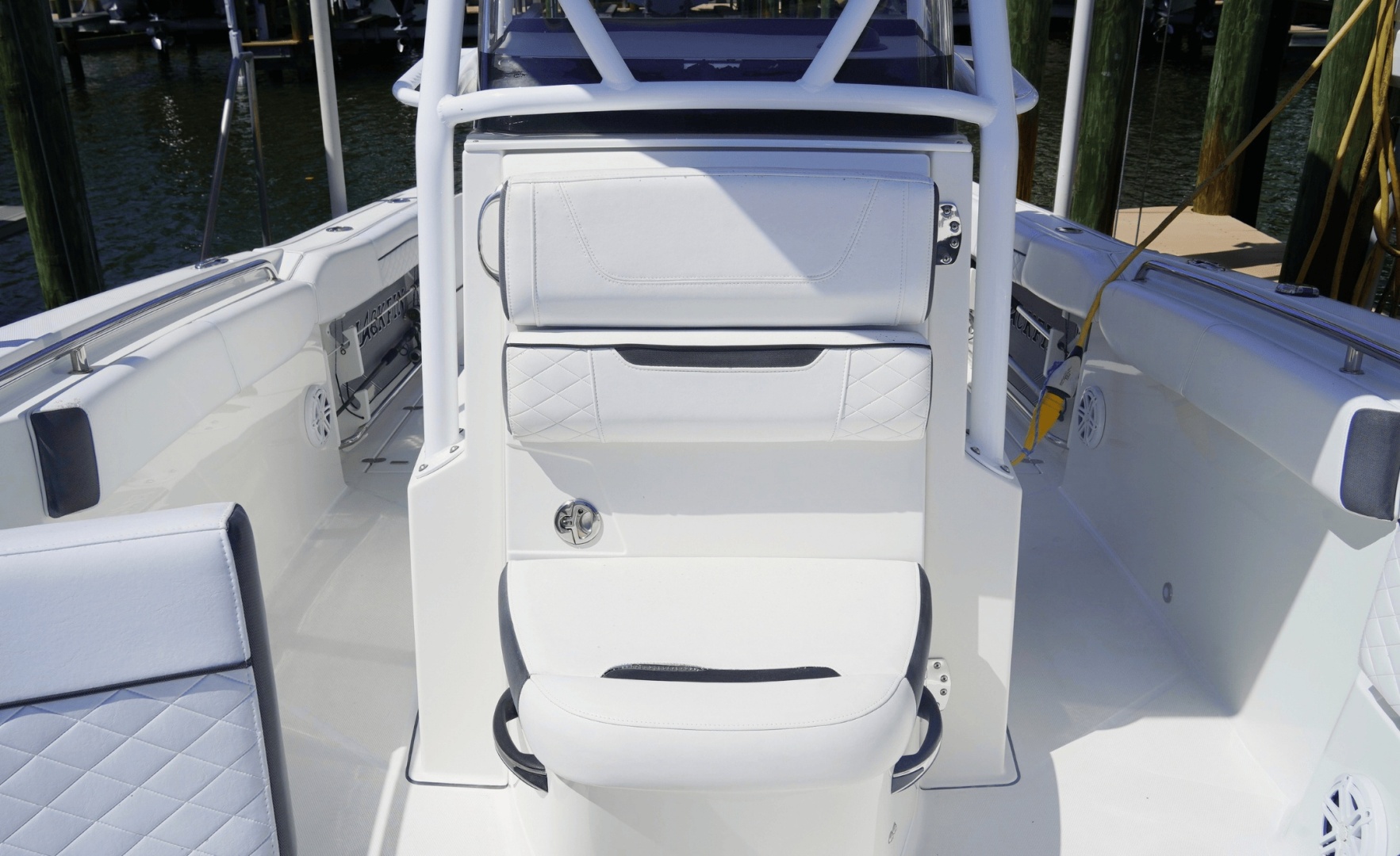 2021 Blackfin 252CC