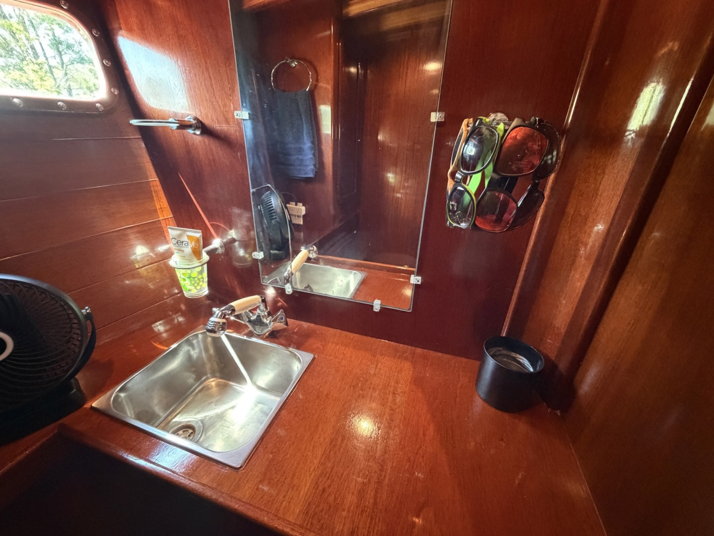 MERU 62ft Custom Yacht For Sale