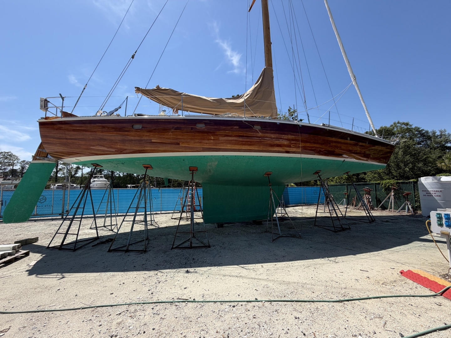 MERU 62ft Custom Yacht For Sale