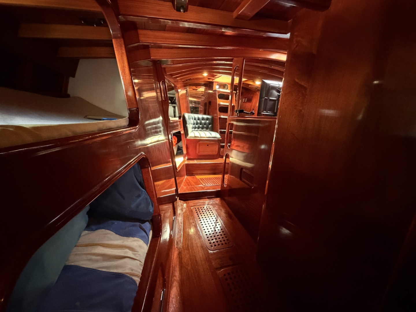 MERU 62ft Custom Yacht For Sale