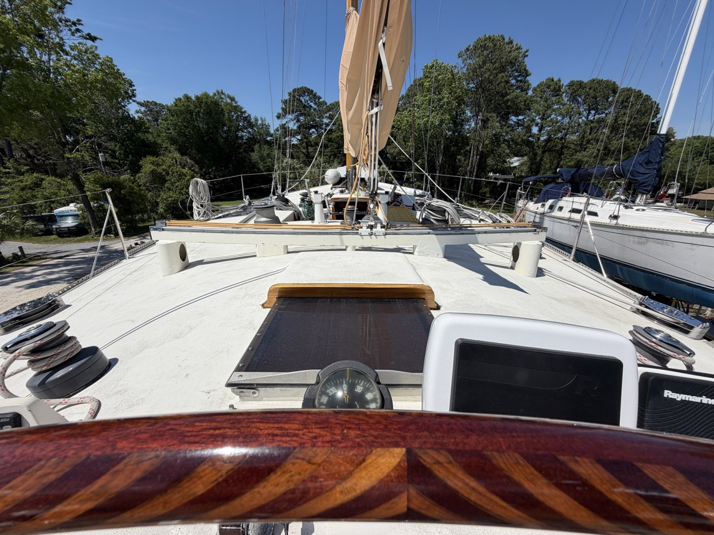 MERU 62ft Custom Yacht For Sale