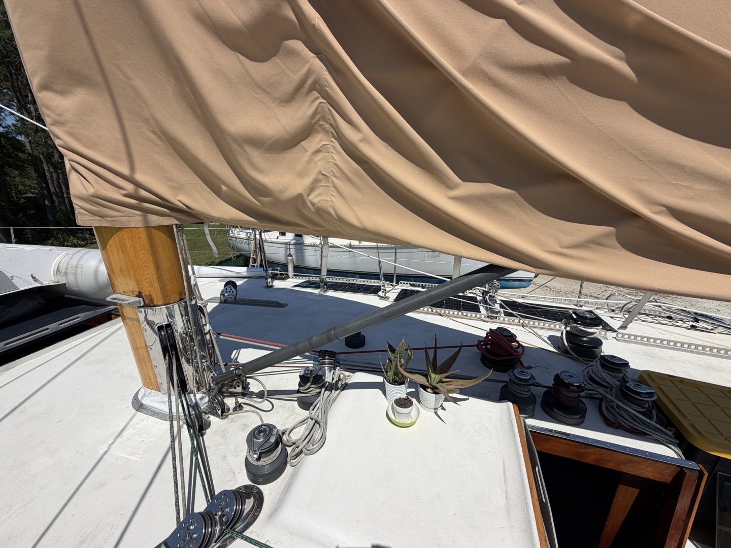 MERU 62ft Custom Yacht For Sale