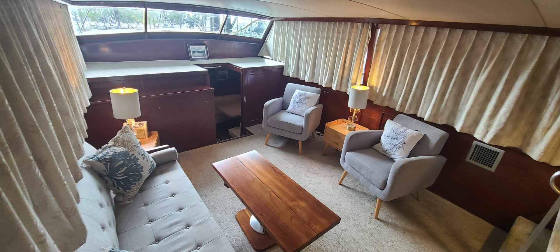 DANAMITE 58ft Chris Craft Yacht For Sale