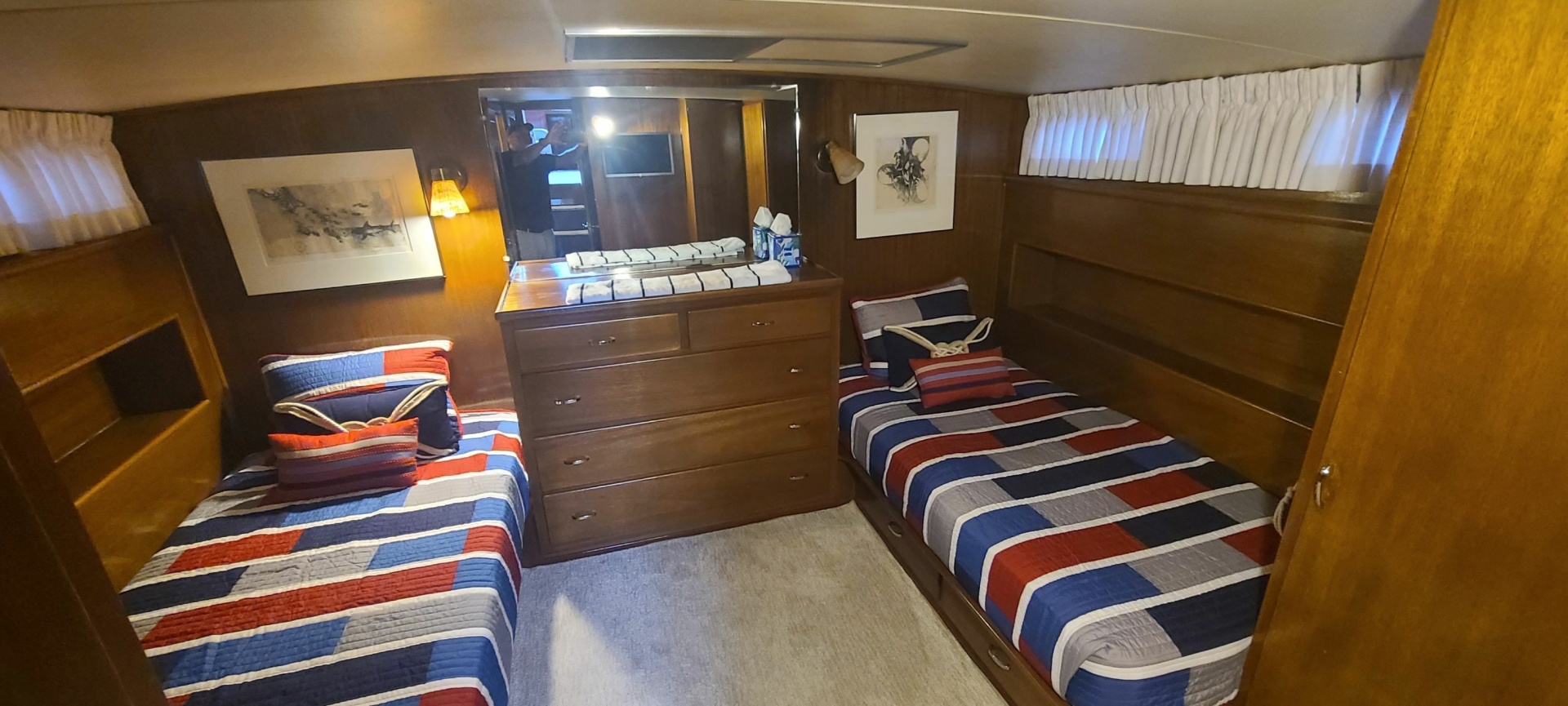 DANAMITE 58ft Chris Craft Yacht For Sale