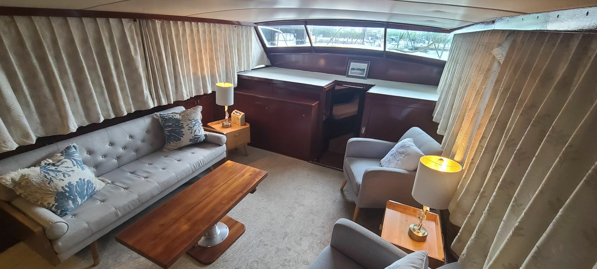 DANAMITE 58ft Chris Craft Yacht For Sale