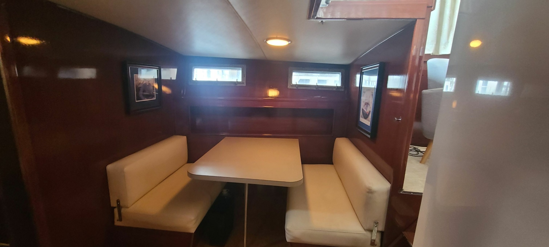 DANAMITE 58ft Chris Craft Yacht For Sale