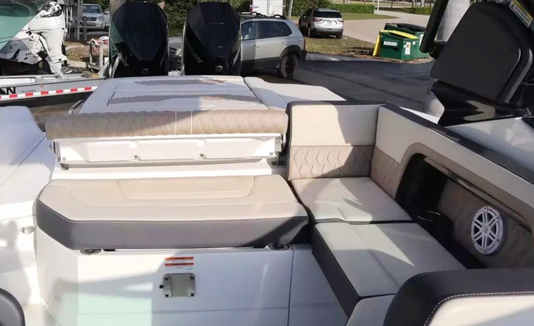 29ft Monterey Yacht For Sale