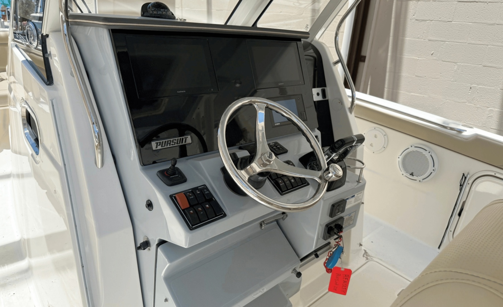 34ft Pursuit Yacht For Sale