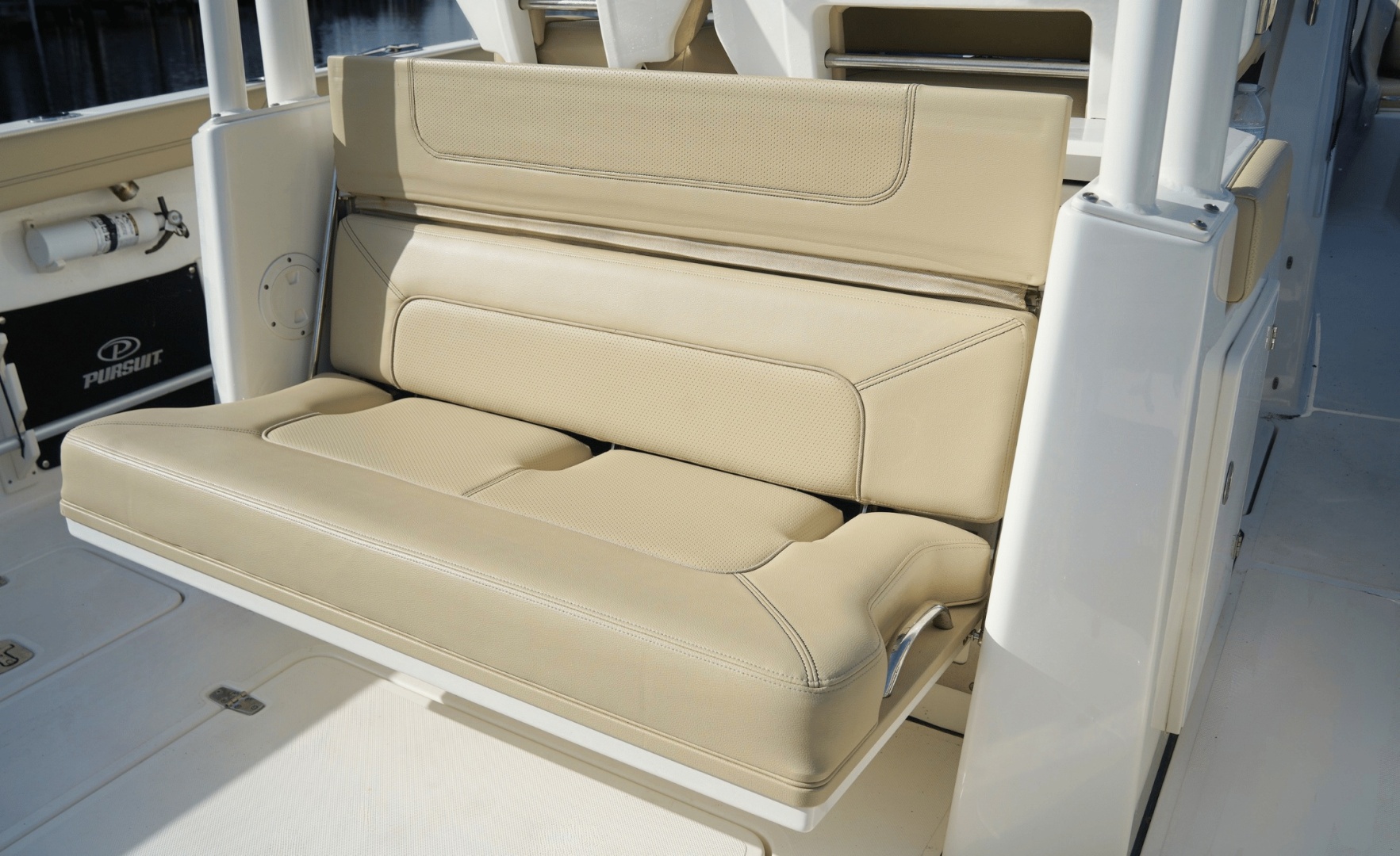 34ft Pursuit Yacht For Sale 34ft Pursuit Yacht For Sale