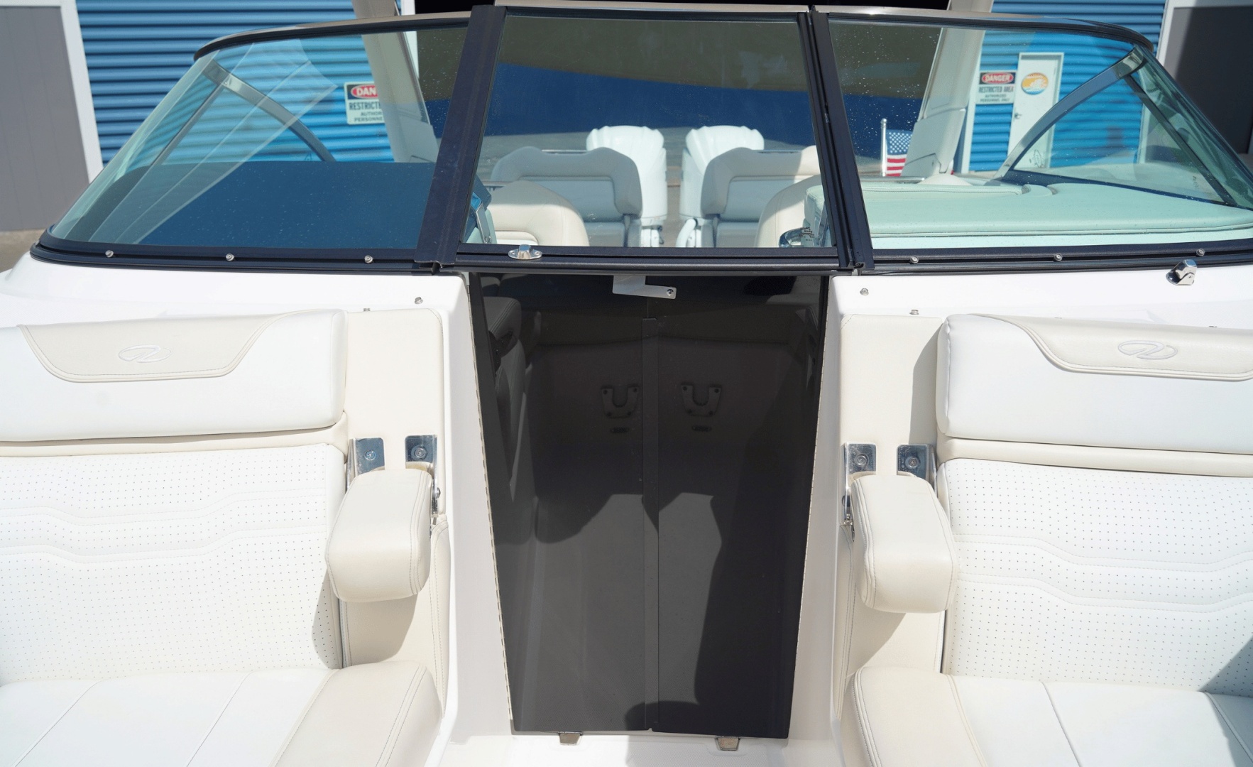 29ft Regal Yacht For Sale