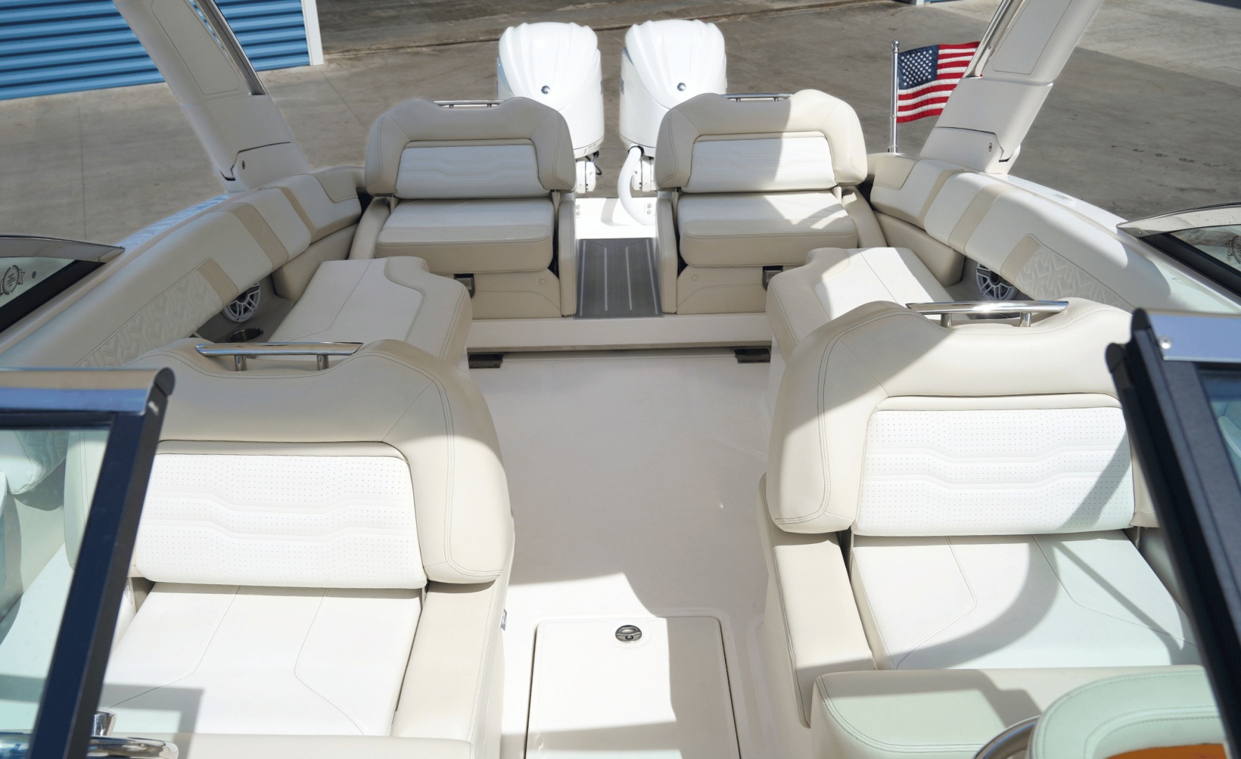 29ft Regal Yacht For Sale