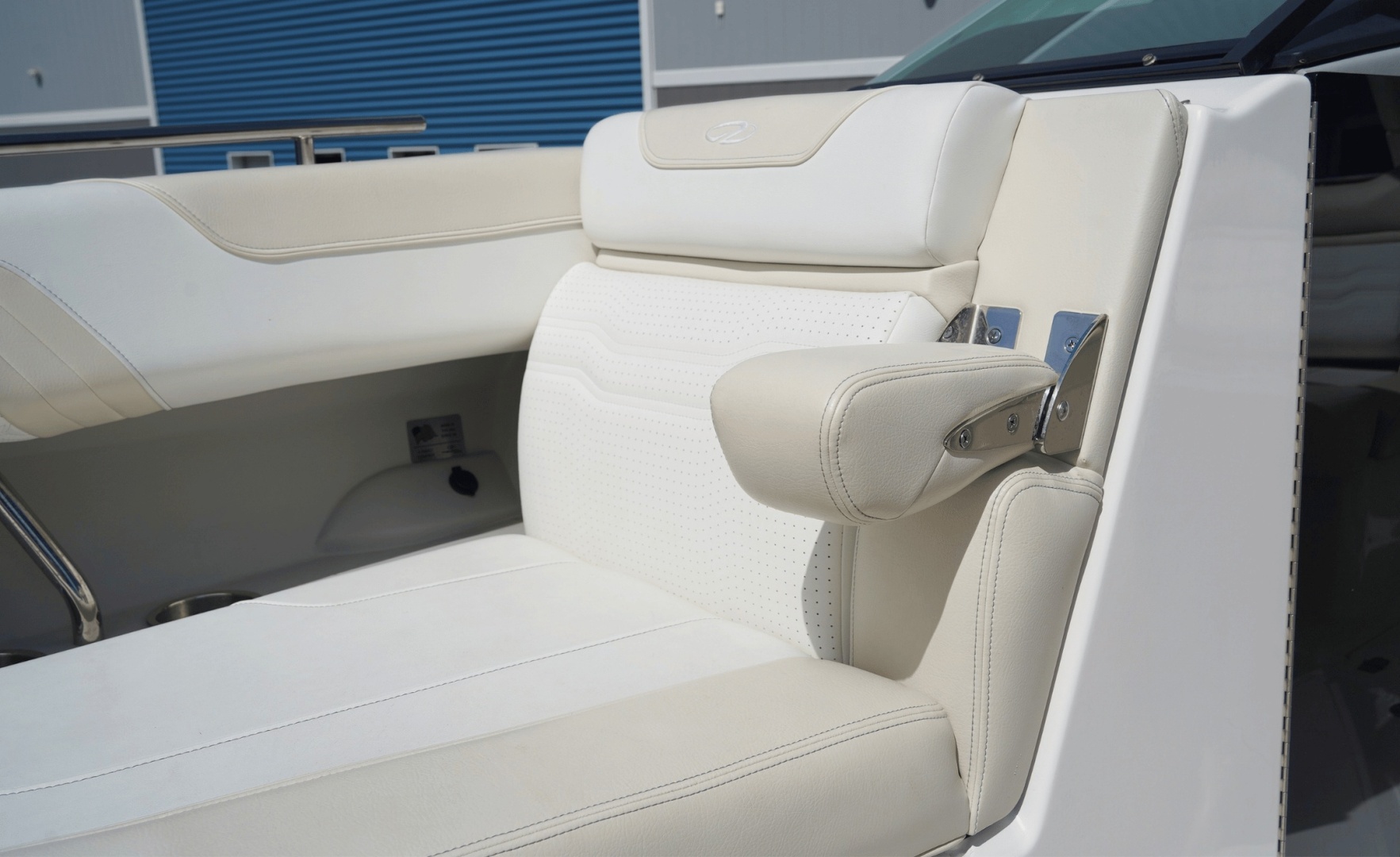 29ft Regal Yacht For Sale