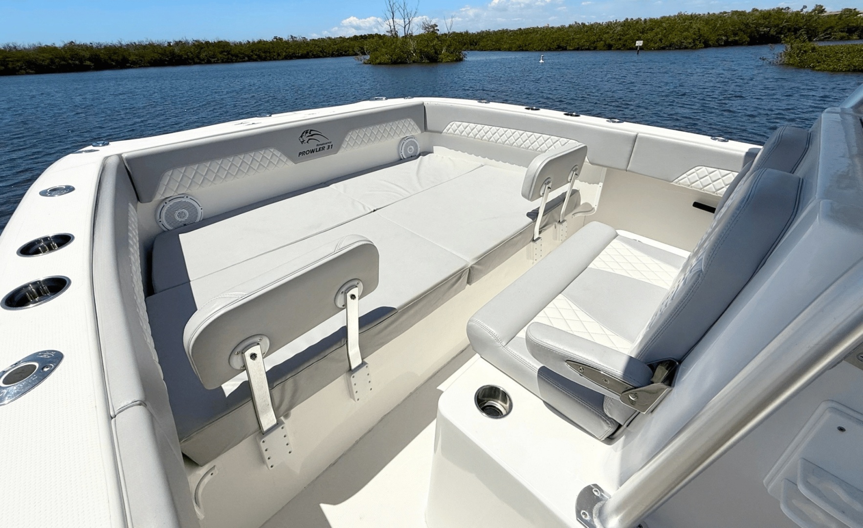 33ft Prowler Yacht For Sale