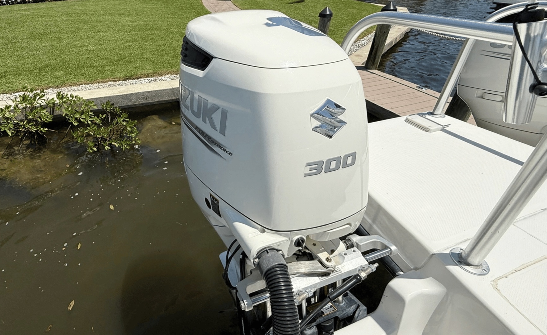 33ft Prowler Yacht For Sale