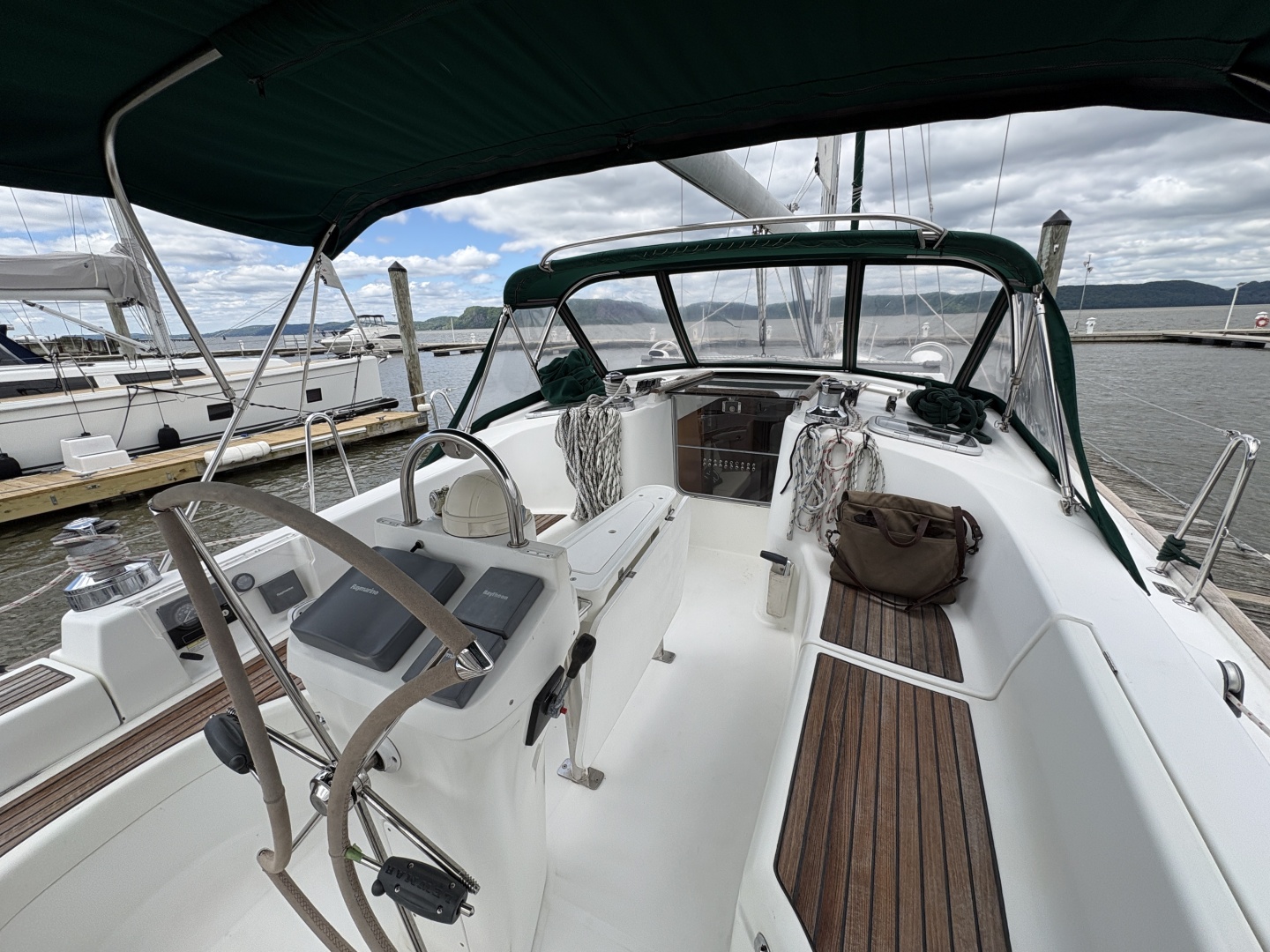 Carpe Ventum 42ft Beneteau Yacht For Sale