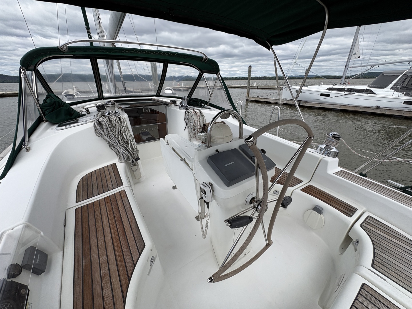 Carpe Ventum 42ft Beneteau Yacht For Sale