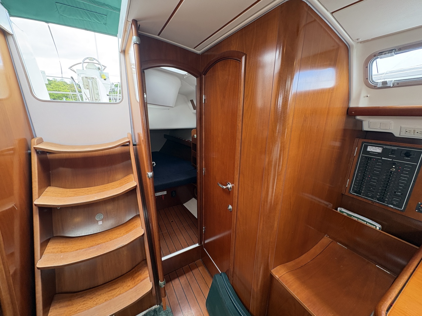 Carpe Ventum 42ft Beneteau Yacht For Sale