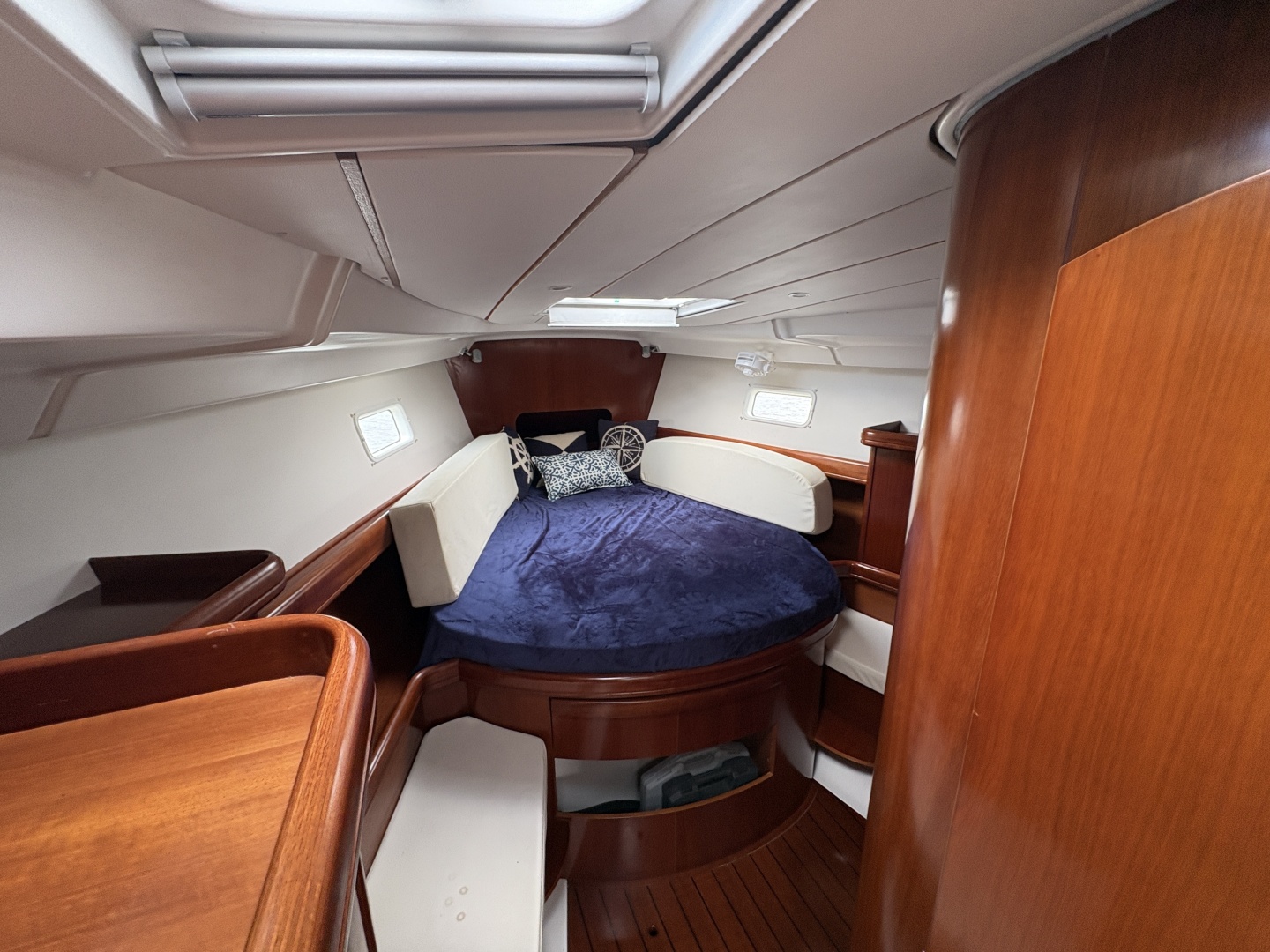Carpe Ventum 42ft Beneteau Yacht For Sale