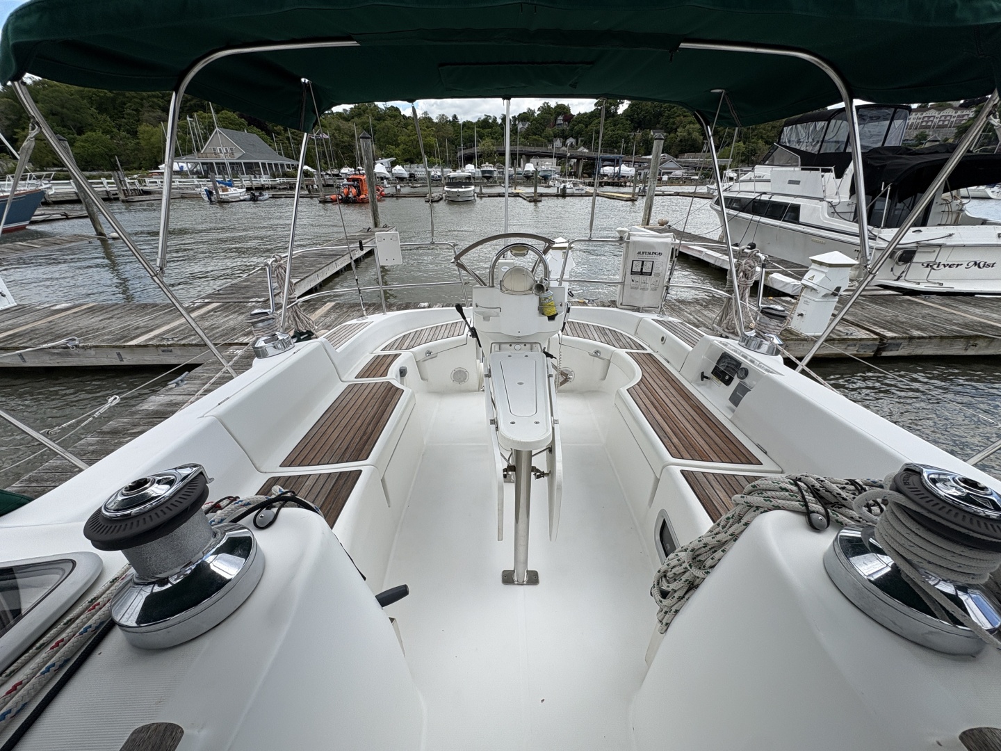 Carpe Ventum 42ft Beneteau Yacht For Sale