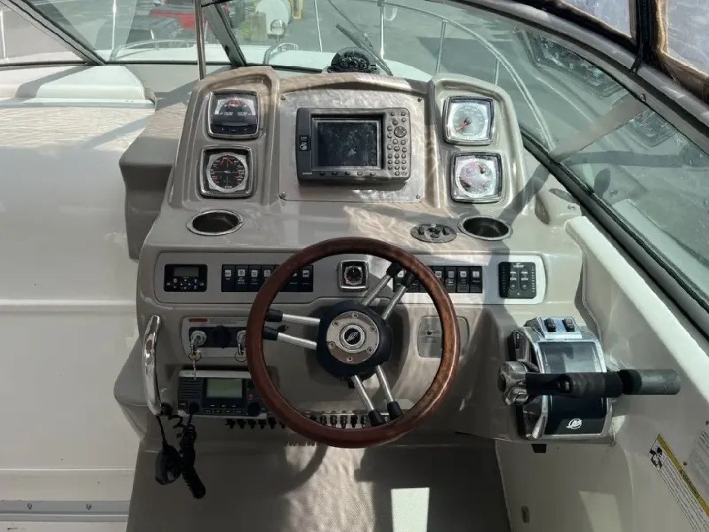 2013 Chaparral 290 Signature