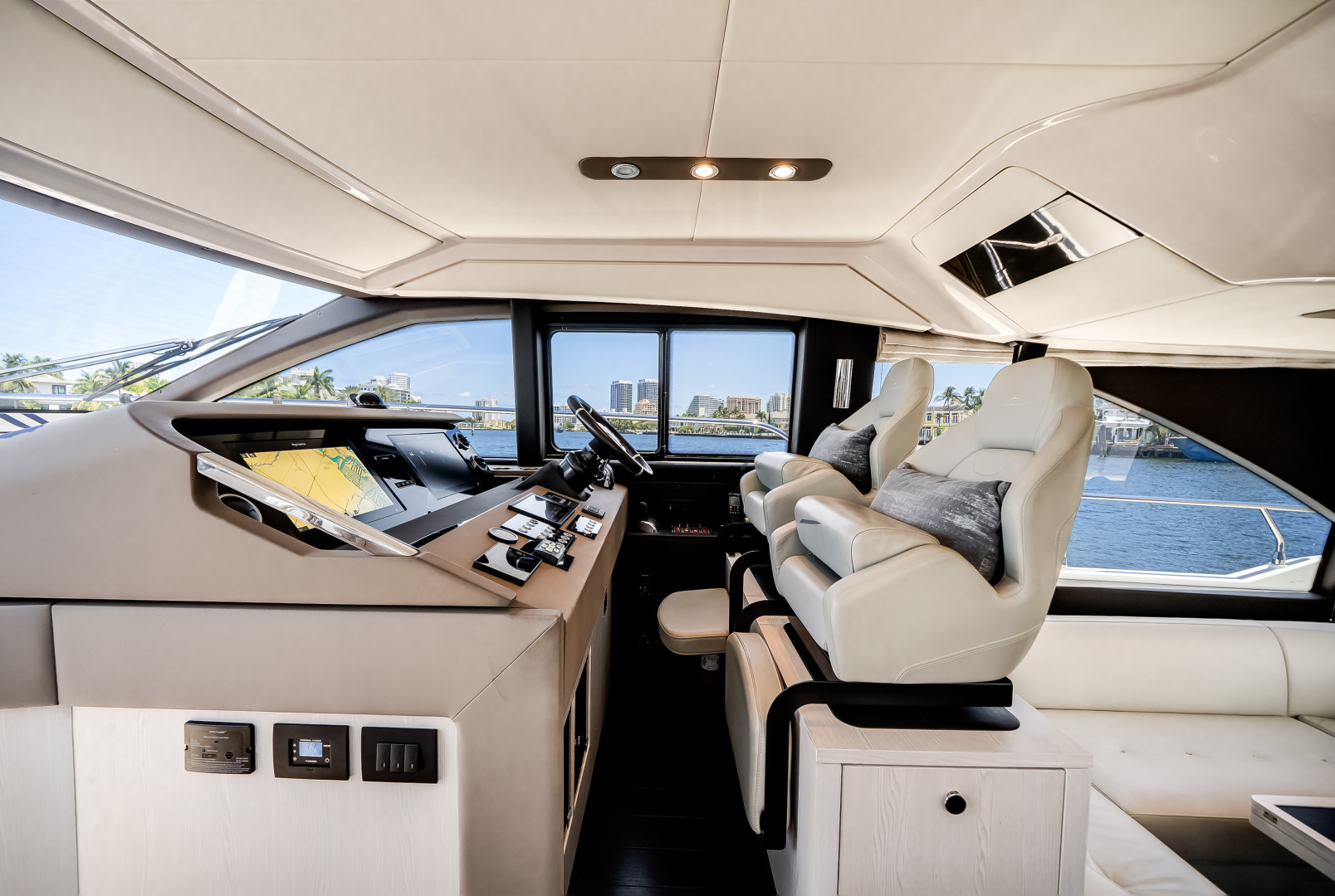 50ft Azimut Yacht For Sale