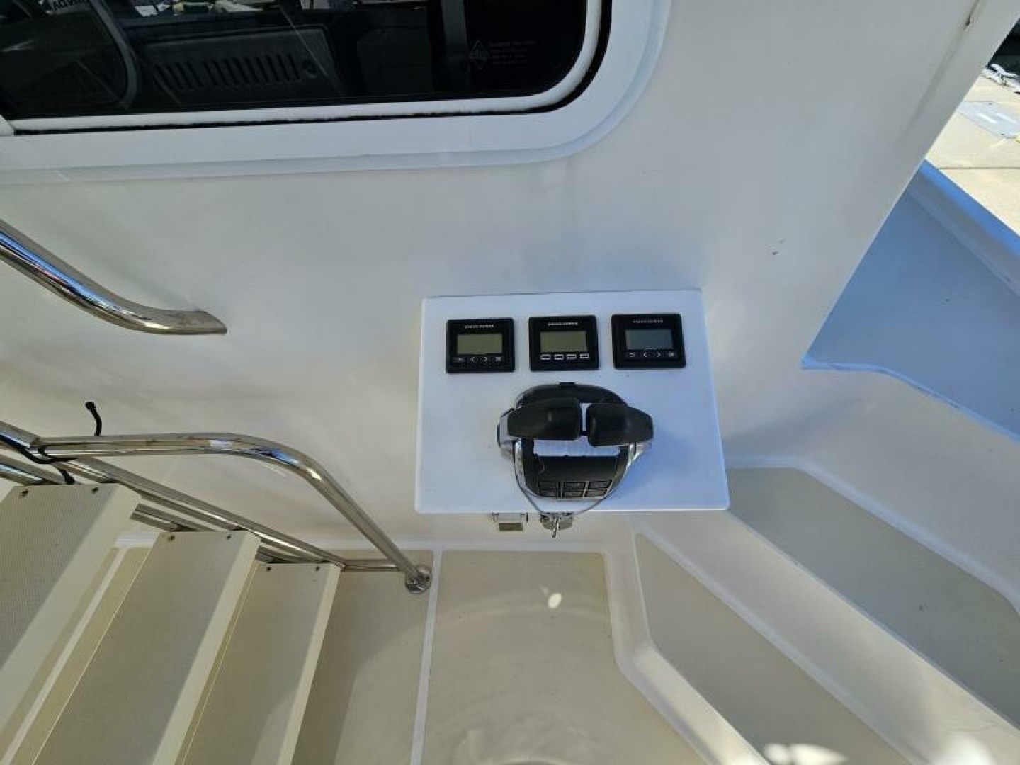 47ft Maine Cat Yacht For Sale