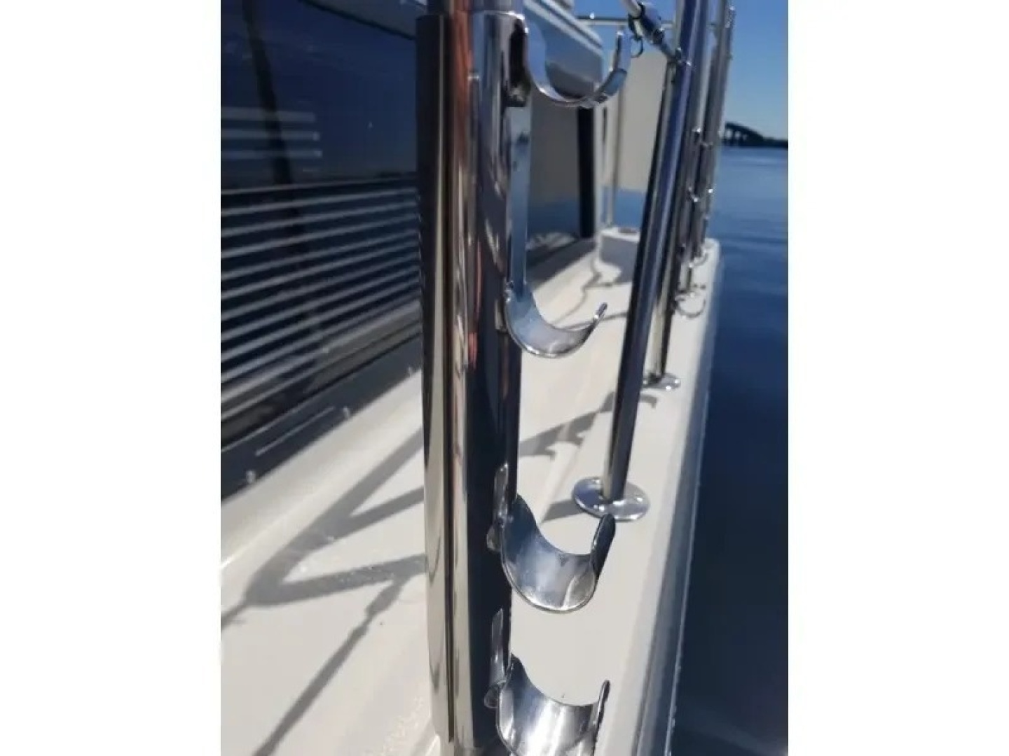 1989 Chris-Craft Catalina 381