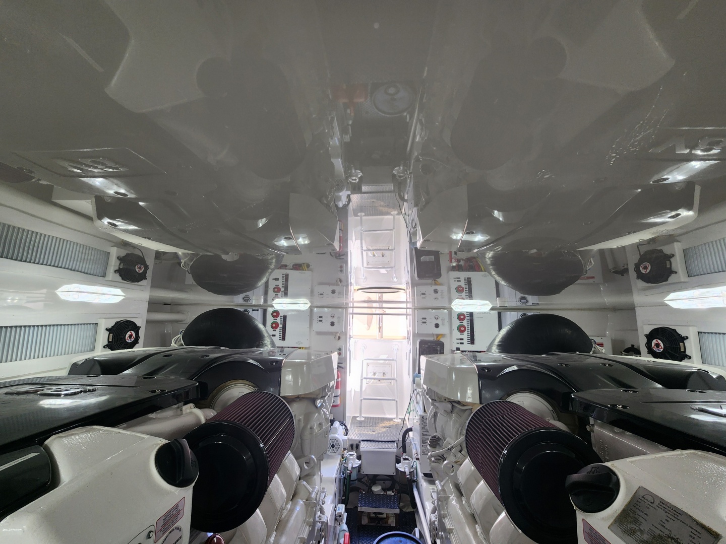 2018 Viking 48 Sport Tower