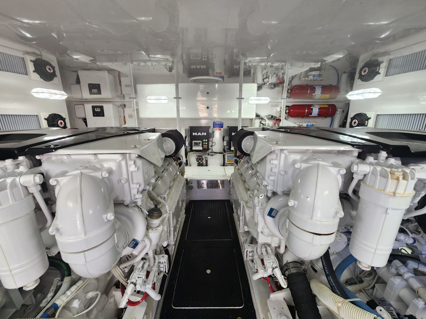 2018 Viking 48 Sport Tower