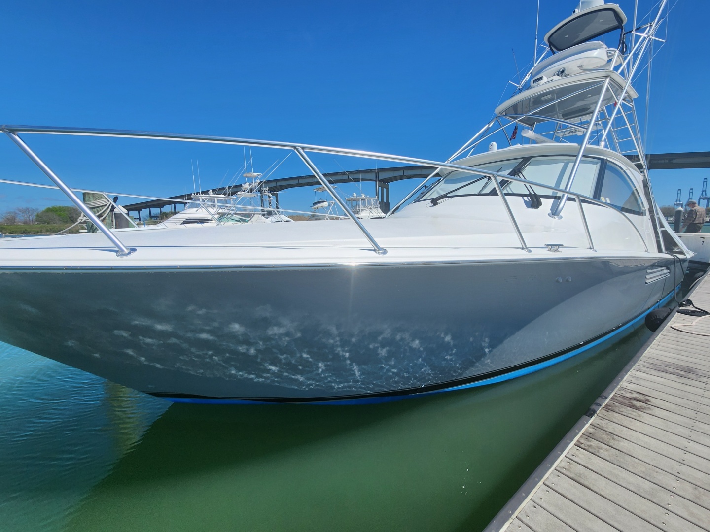2018 Viking 48 Sport Tower