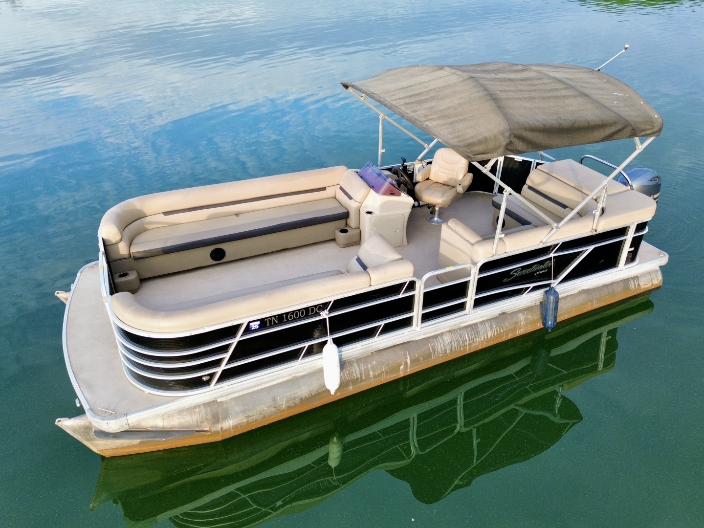 24ft Sweetwater Yacht For Sale