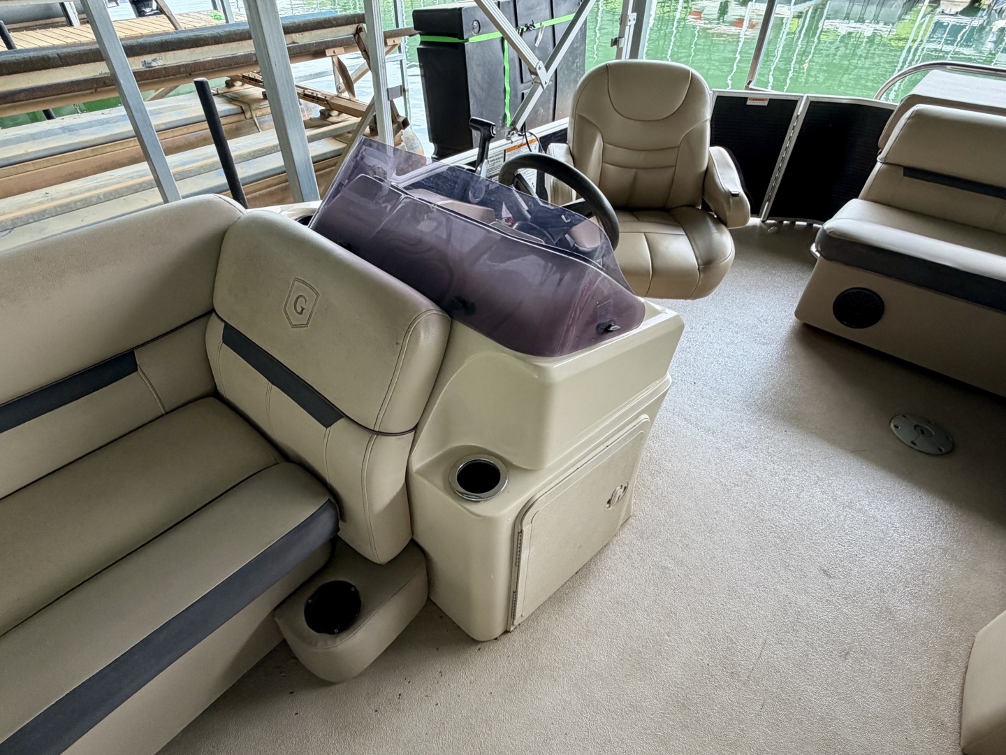 2019 Sweetwater 2386 Cruise Pontoon