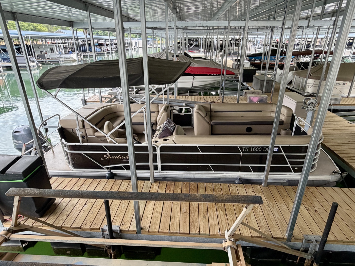 24ft Sweetwater Yacht For Sale
