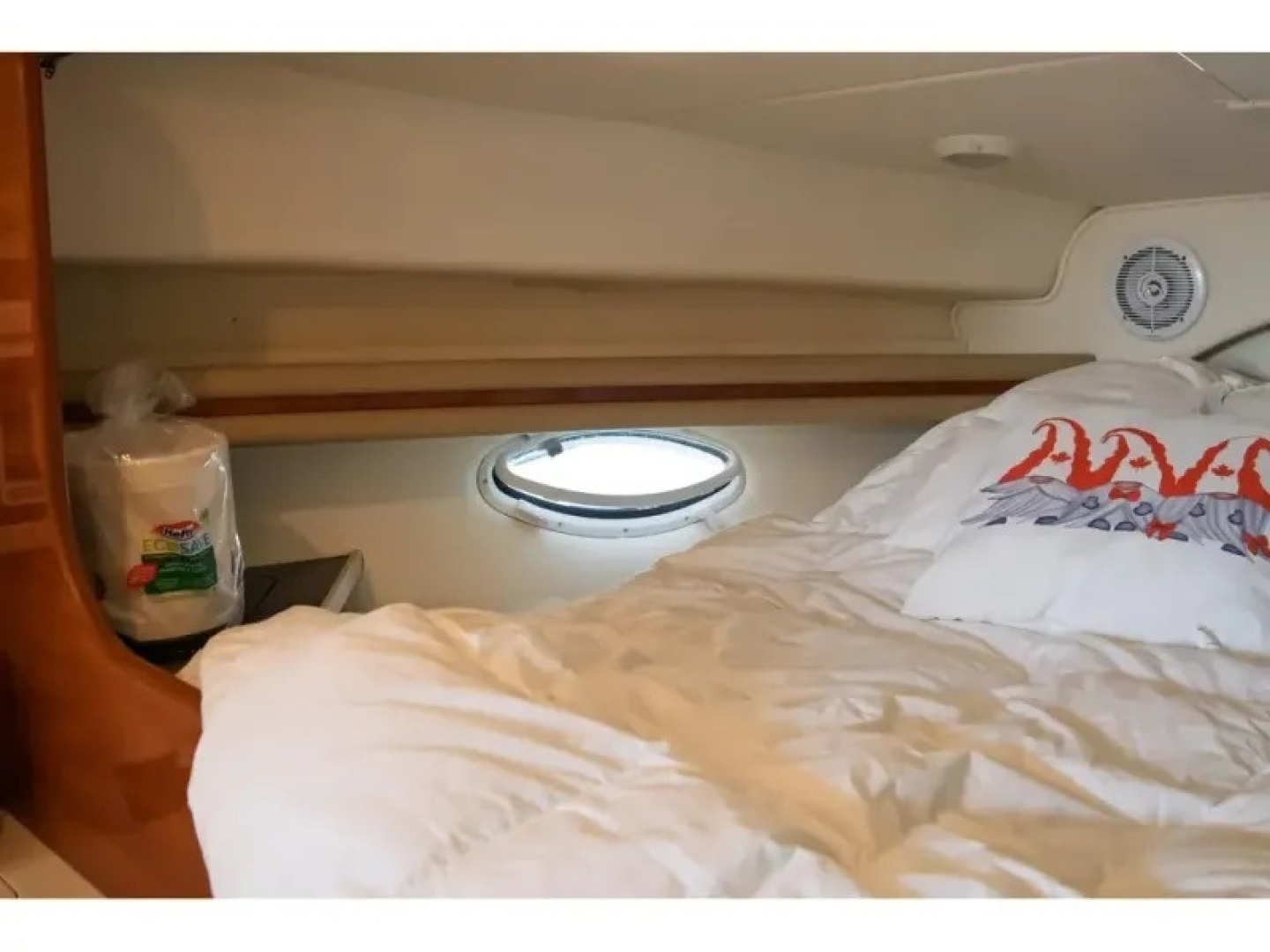 2003 Rinker Fieste Vee 342