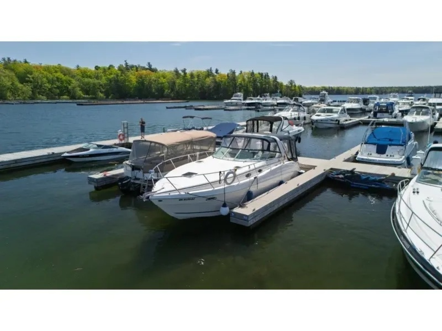2003 Rinker Fieste Vee 342
