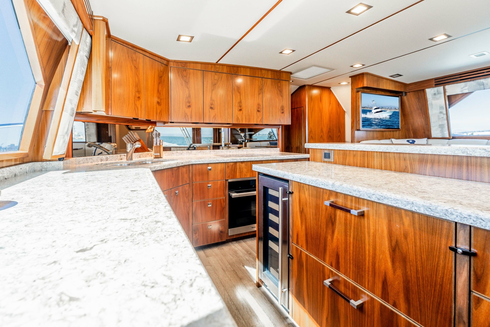 2018 Viking 72 Convertible