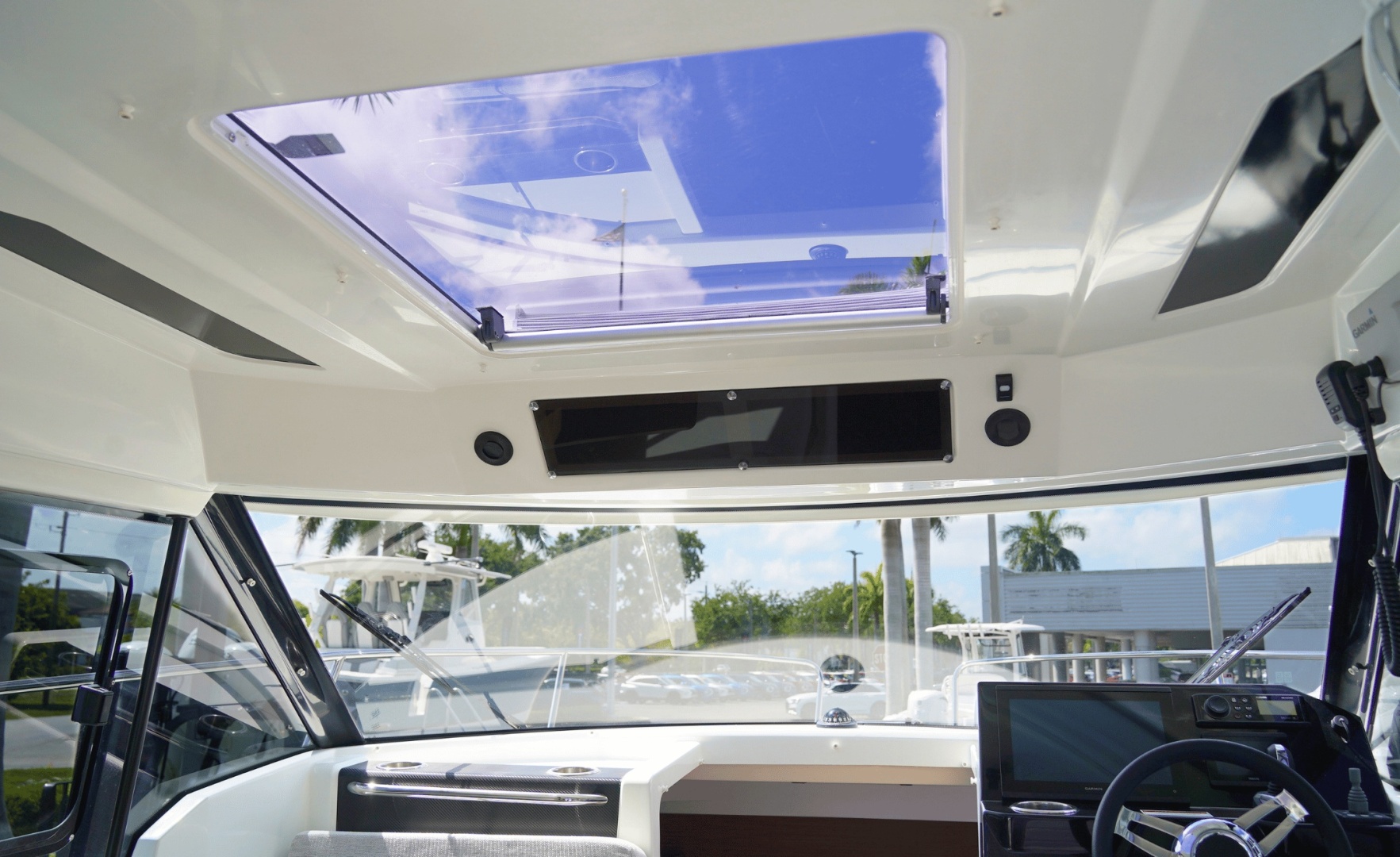 2023 Jeanneau NC 795 S2