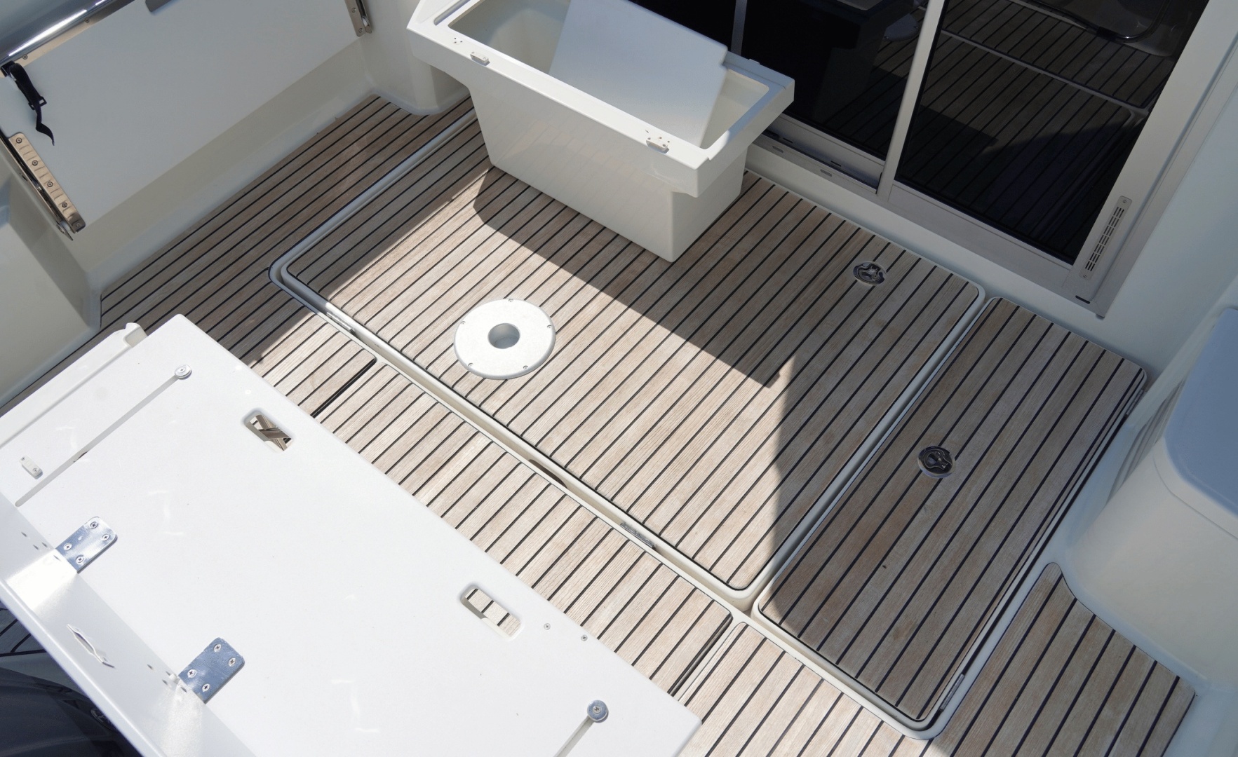 26ft Jeanneau Yacht For Sale