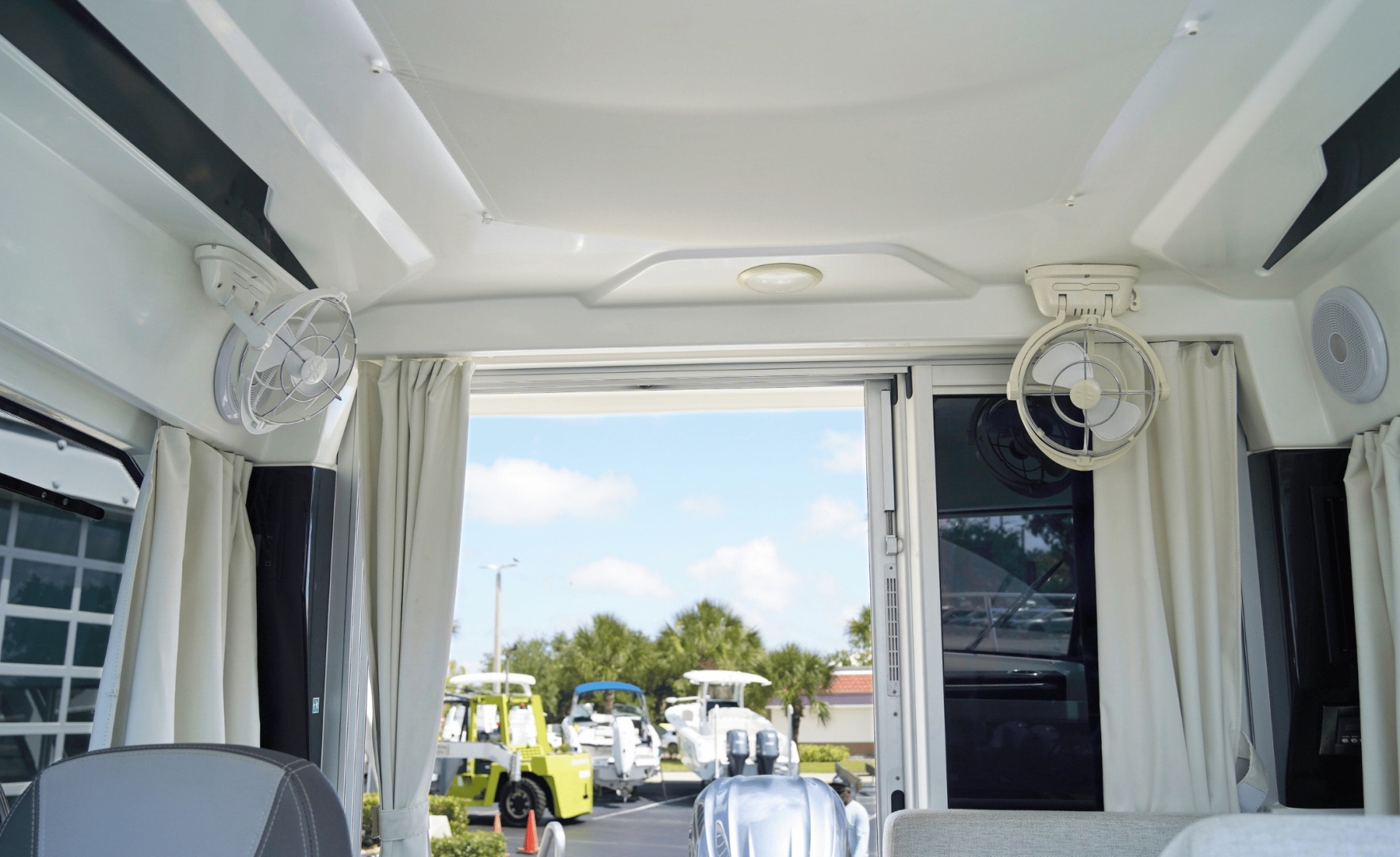 26ft Jeanneau Yacht For Sale