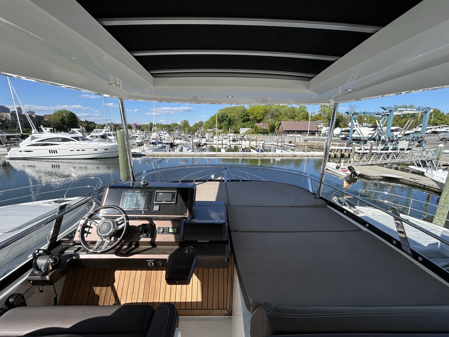 55ft Galeon Yacht For Sale