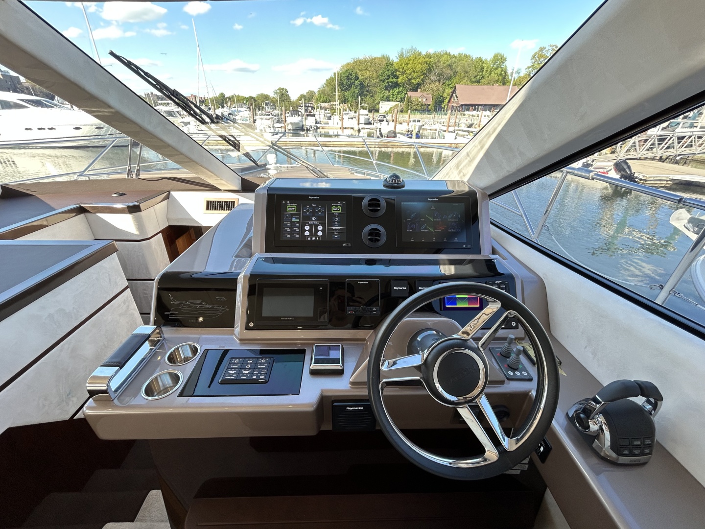 55ft Galeon Yacht For Sale