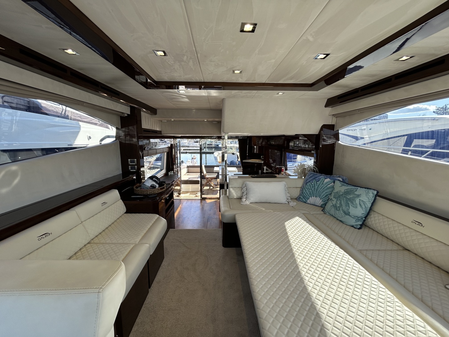 2019 Galeon 550 FLY